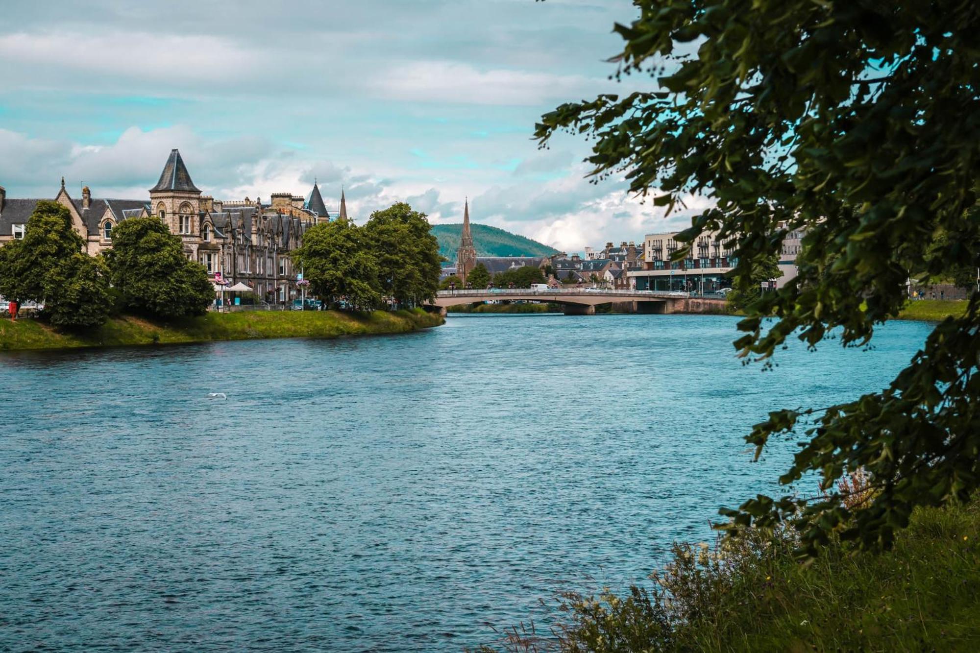 Glen Mhor Hotel At Uile-Bheist 'Brewstillery' Inverness Dış mekan fotoğraf